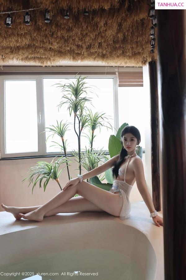   [XiuRen]高清写真图 2025.04.25 No.10199 小芭乐 黑色比基尼第9张图片